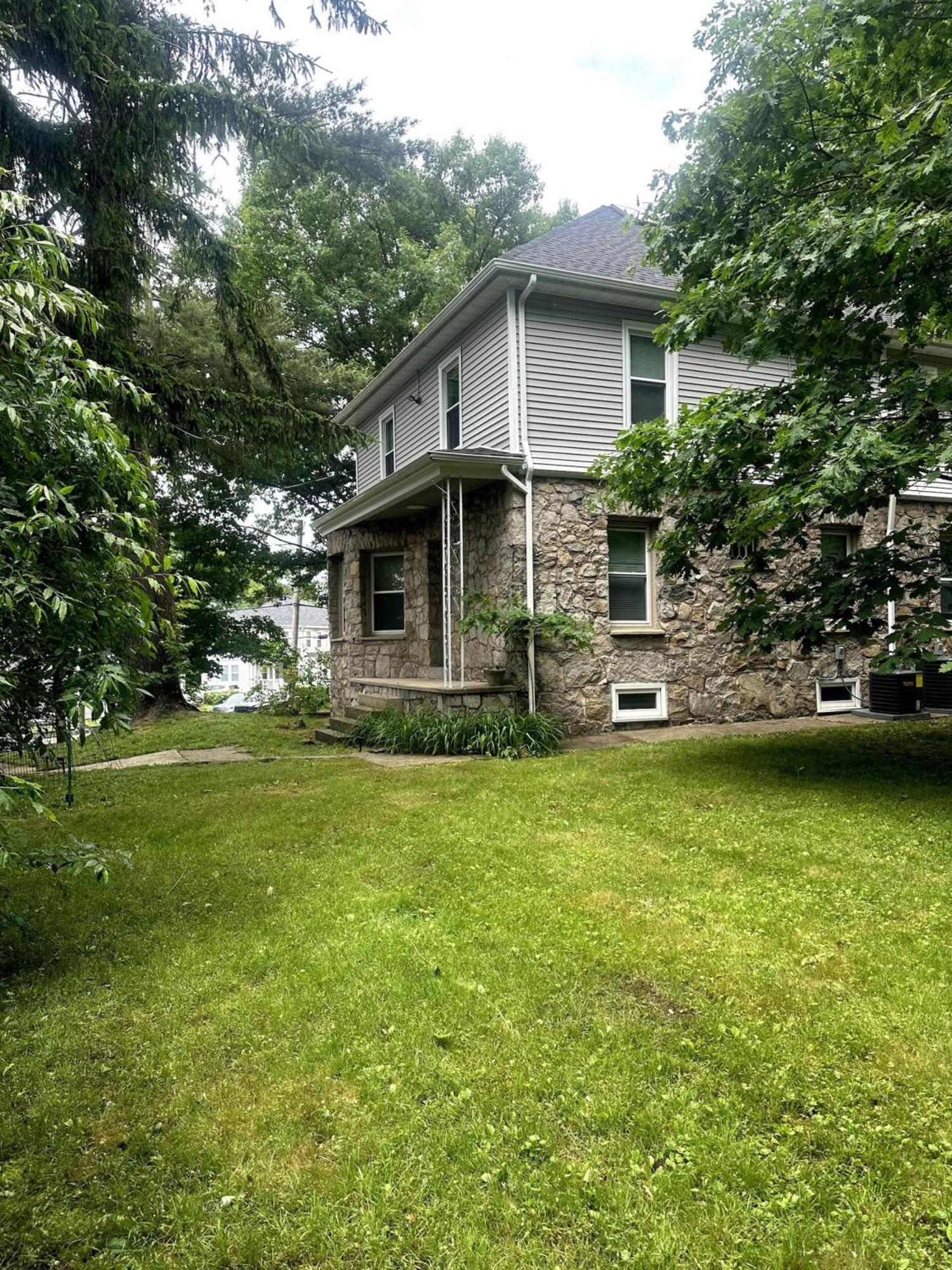 1 Ridgeway Avenue